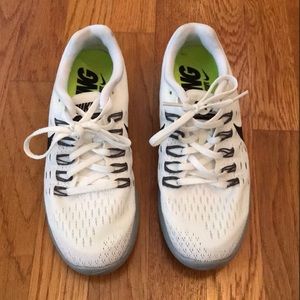 Nike White Lunar Tempo Running Shoes